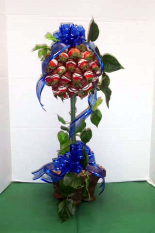 Strawberry Topiary Tree - 6" Single